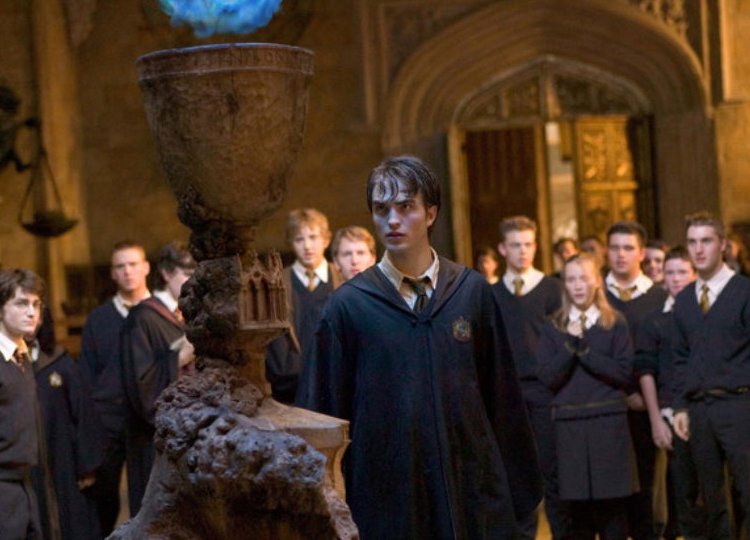 Gambar Bersiap untuk Tersihir, Sedikit Bocoran Fakta Harry Potter and The Cursed Child 6 - IYADEH.COM