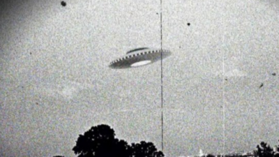 Gambar Misteri UFO di Tengah Kemajuan Teknologi 4 - IYADEH.COM